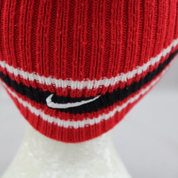 Team Canad Toque / Beanie - 3 Stripe with Crested Logo - Adult Stretch Fit - Picture 6 of 8